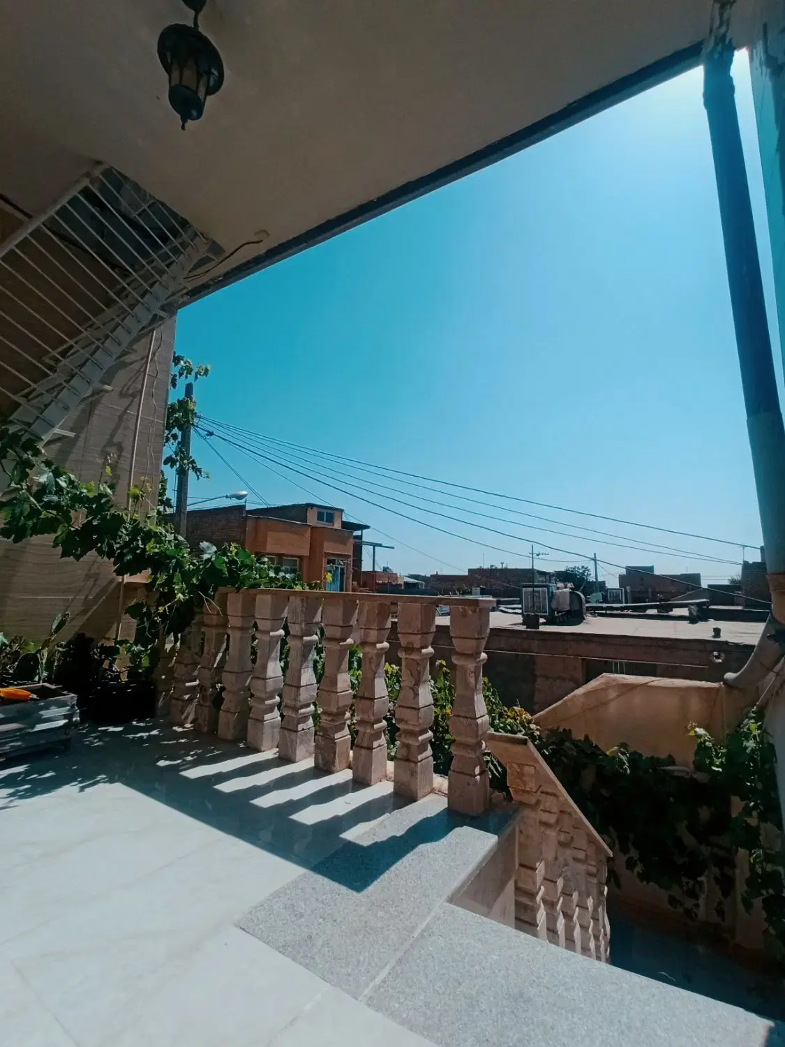 فروش رهن اجاره ،۴خوابه،تخلیه،کناربلوار اصلی