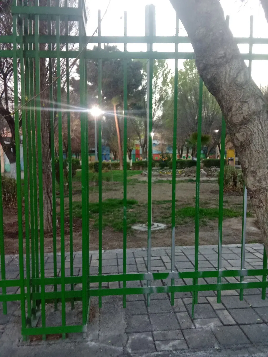 ملک1550متری باتجاری
