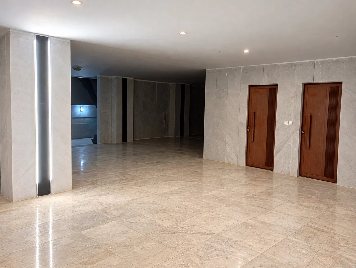 سندار.رو به نما.نوساز کلیدنخورده.طبقه5.تاپ لوکیشن