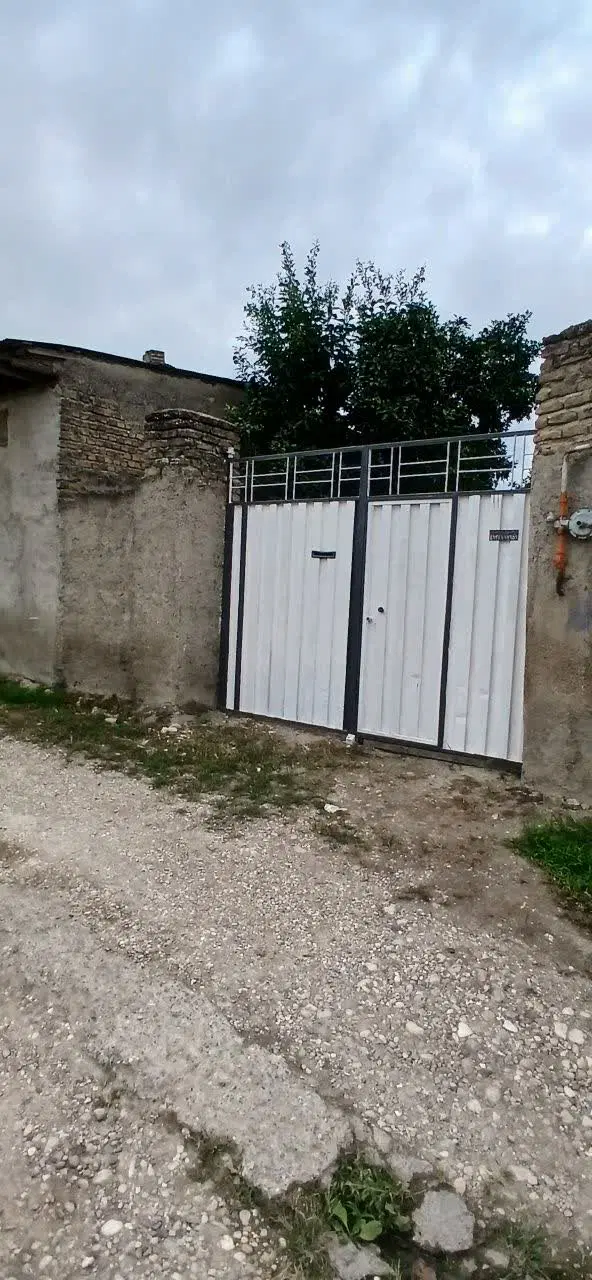 منزل روستایی حیاط دار ۴۲۵متر