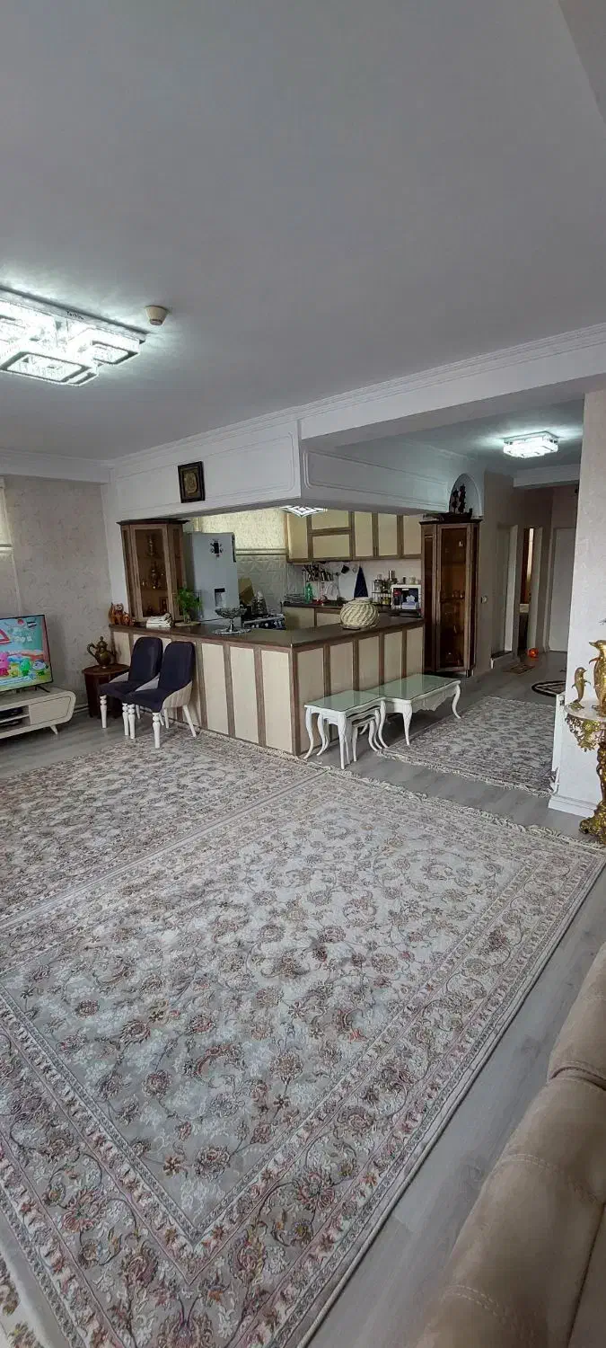 آپارتمان ۹۵ متری جلالیه