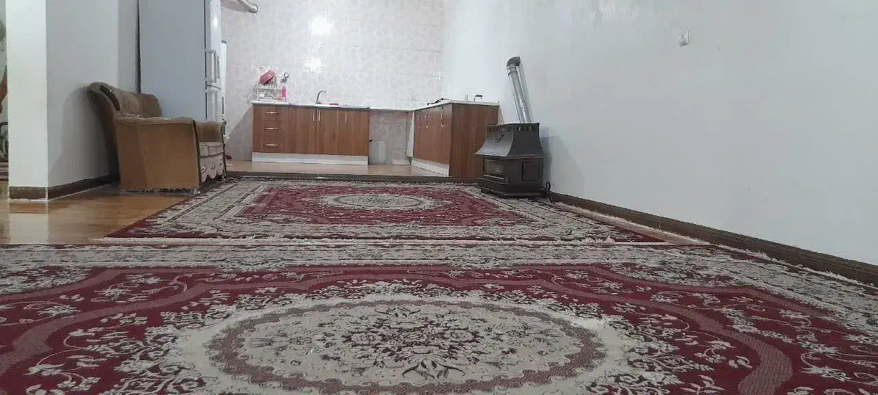 آپارتمان خودساز دونبش  لب بلوار اصلی