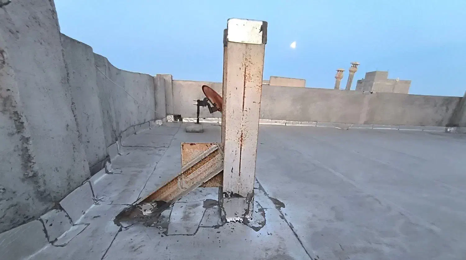 ۱۴۰ متر _ دو خواب _ اسکلت جفت آهن