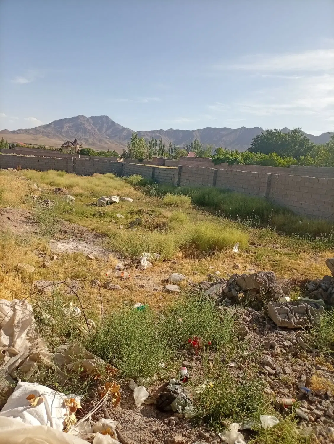زمین کوهپایه