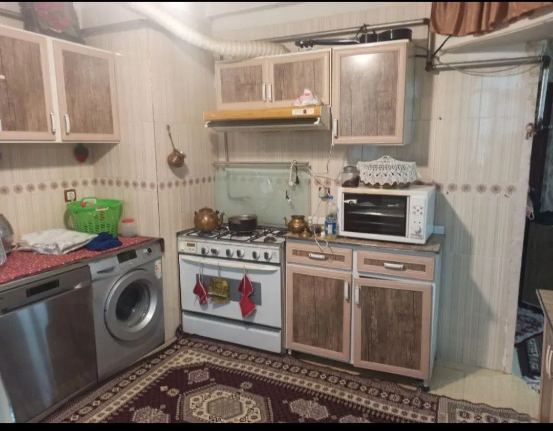 آپارتمان 100متری باسند شش دانگ فروشی