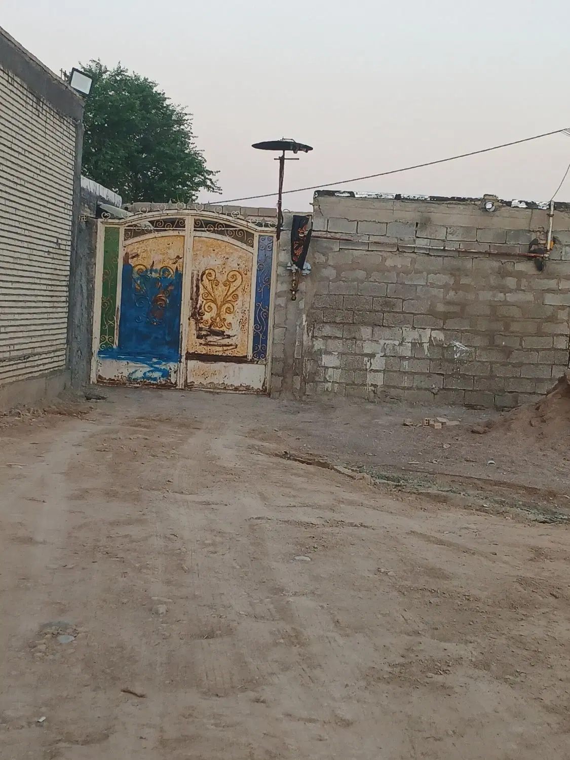 خانه  به فروش می‌رسد قلعه خان