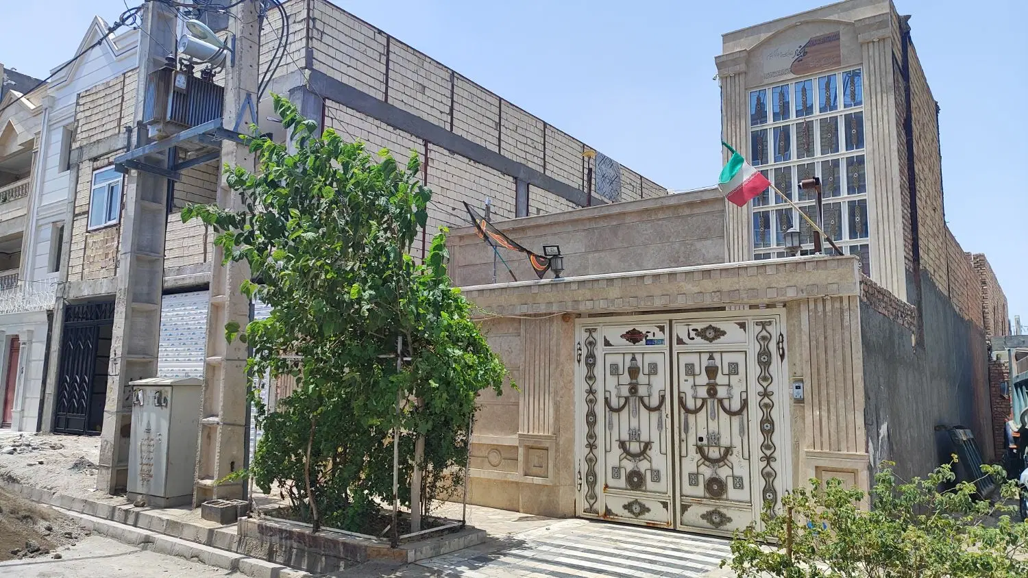 خانه ویلایی غدیر شهر