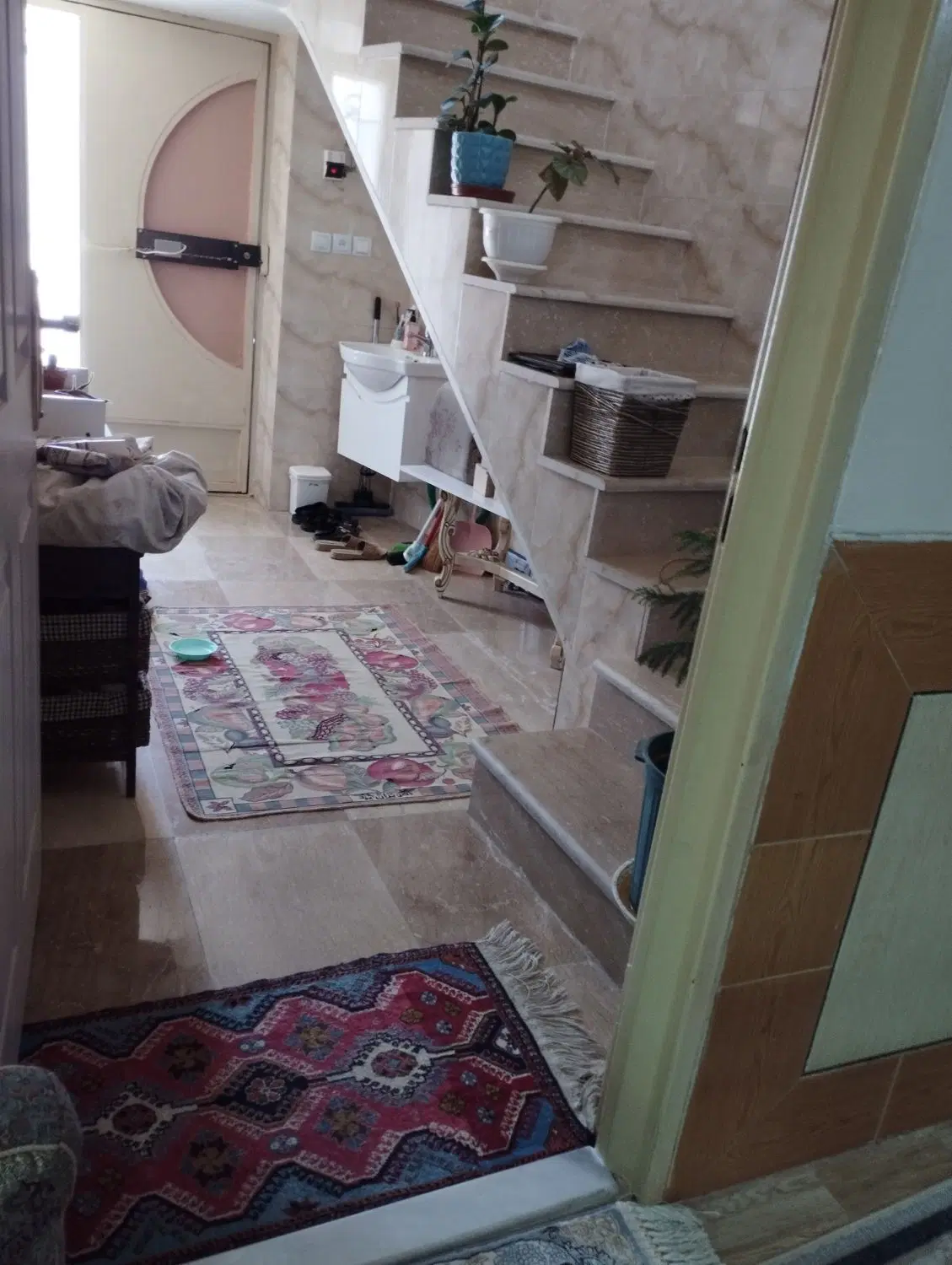 منزل مسکونی ویلایی دوطبقه