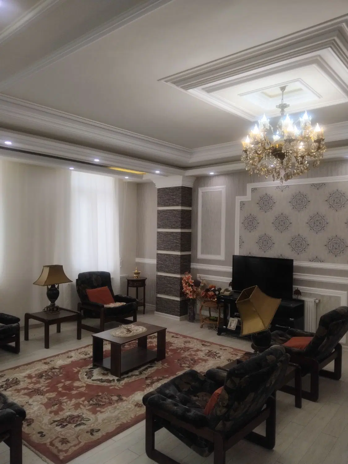 اجاره اپارتمان  بر خیابان  جانبازان