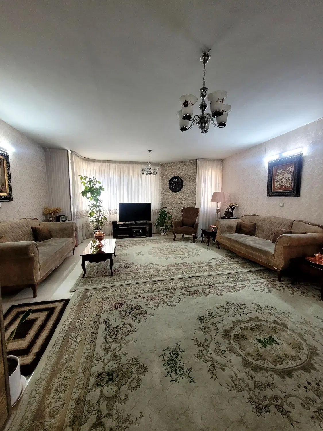 آپارتمان ۷۵ متر_شخصی ساز ( رو به‌کوچه ) سندششدانگ