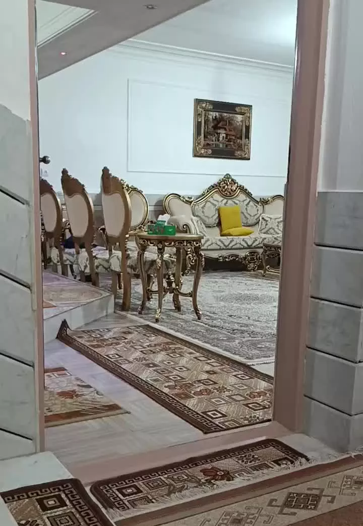 یک طبقه 137متر فروشی
