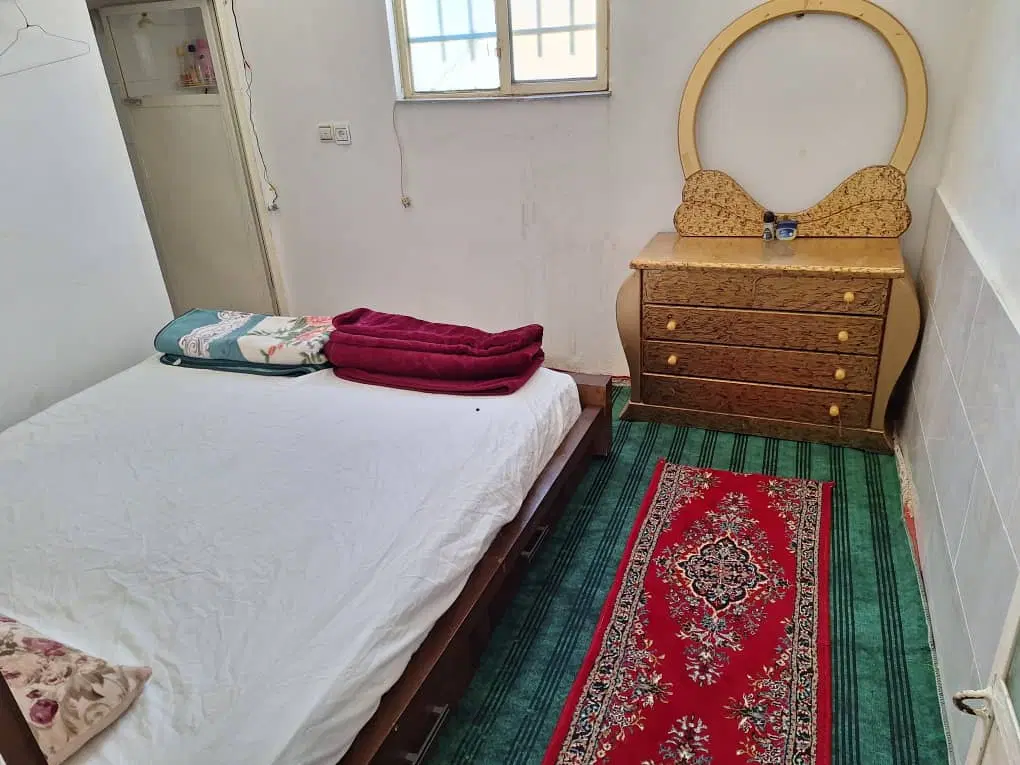 اجاره یک اتاق ماهی۵ تومن