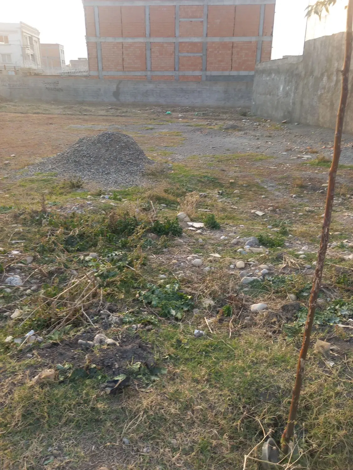 سلام زمین ۲۴۰ متری