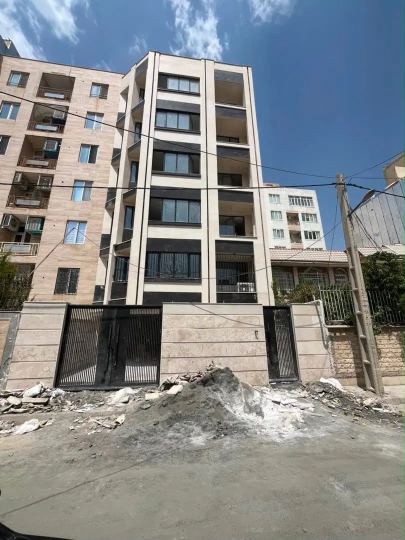 فروش آپارتمان ۱۴۰ متری نوساز و خوشه نقشه