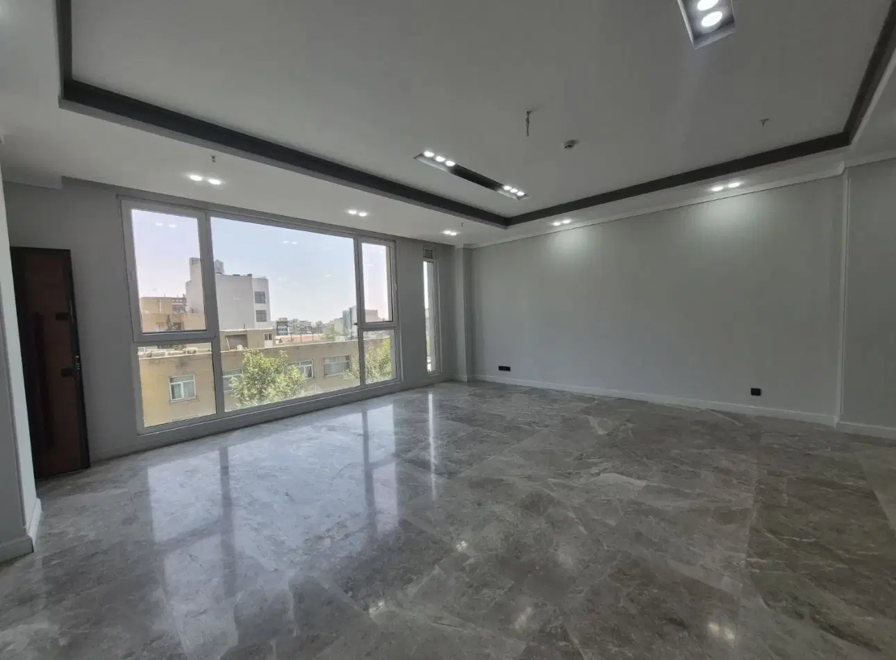 اپارتمان ۱۱۹ متری *فول*جمالزاده جنوبی*تک واحدی