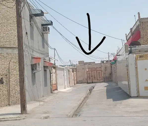 ملک کلنگی خیابان شهید معروف نزدیک مدرسه شهید امیری