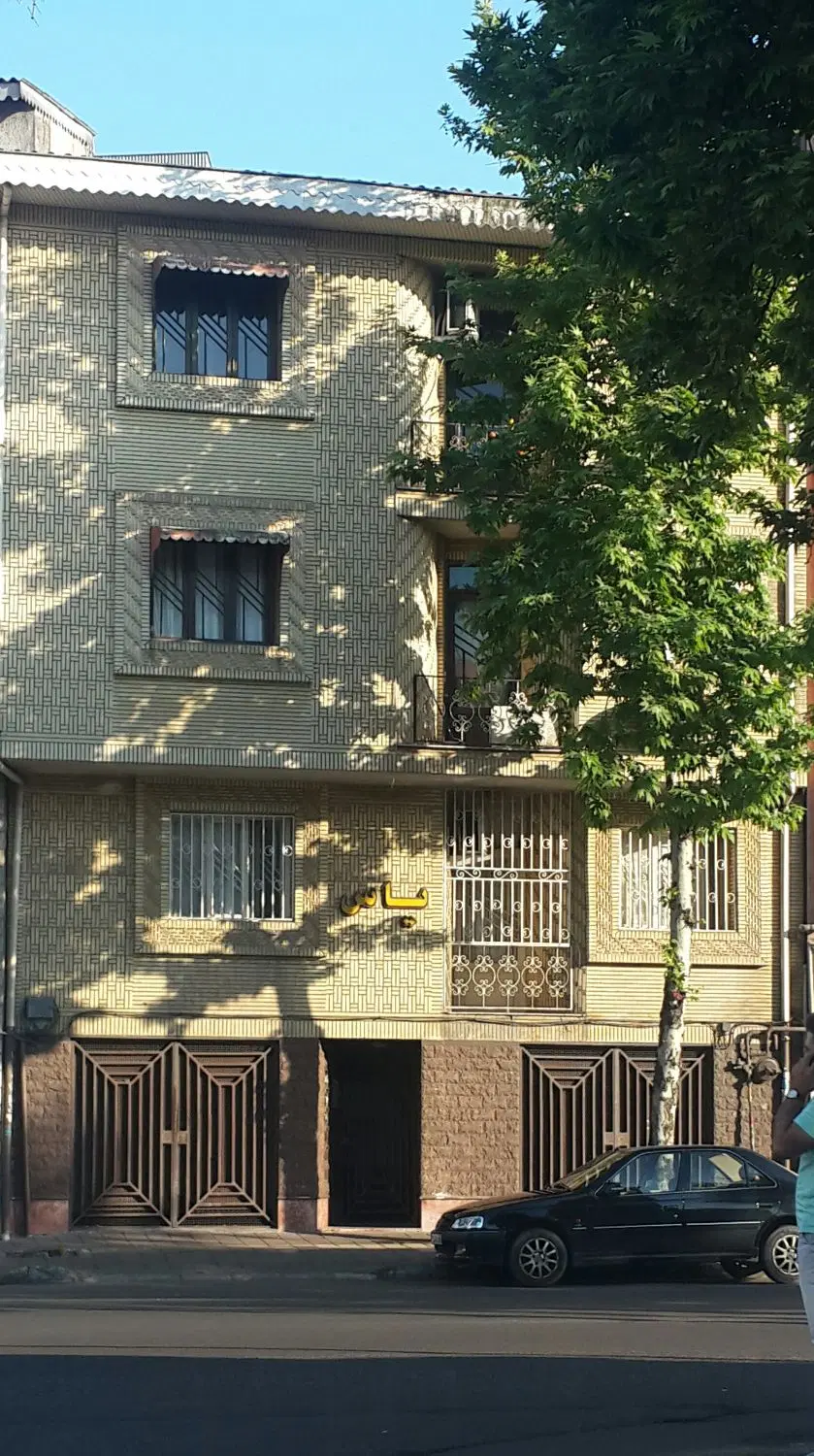 ۲۰۲ متر زمین سند بر اصلی گلسار