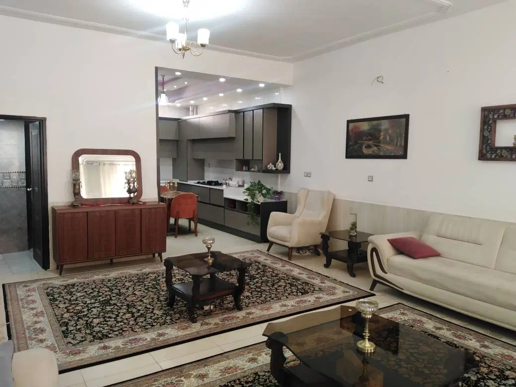 منزل فروشی ویلایی مرودشت فاز یک معلم