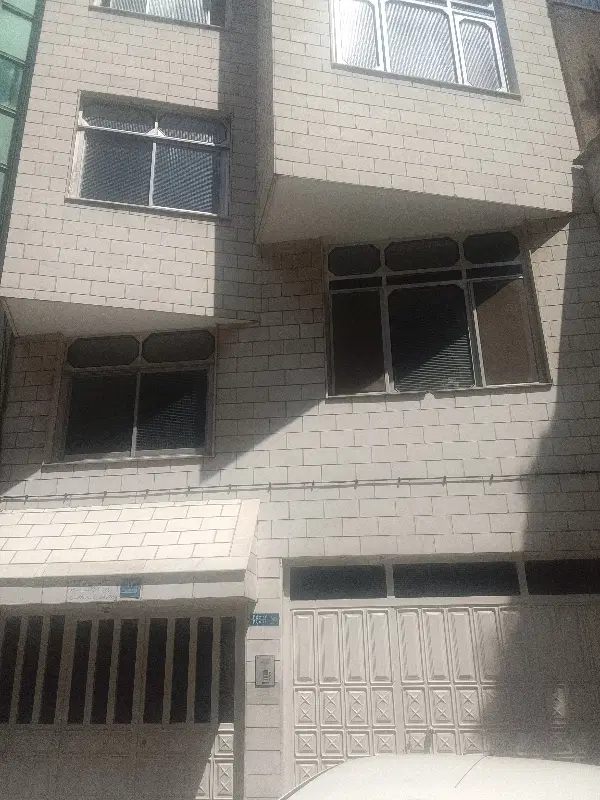 ۱۷۰ متر جنوبی با دستور نقشه ۵ طبقه مجزا