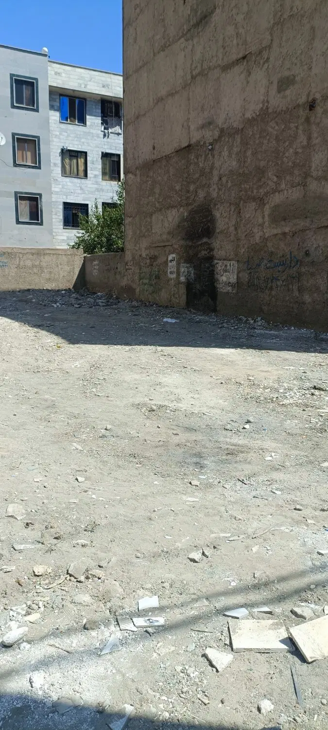 زمین مسکونی 180 متری