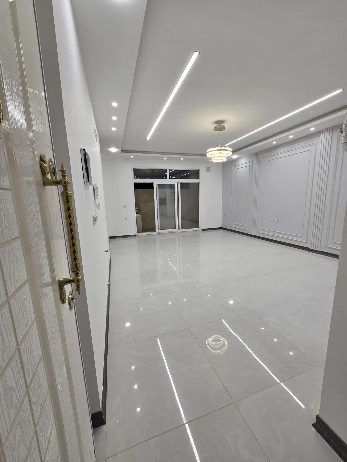 اپارتمان فول امکانات سیدی خیابان سحرحاشیه۱۰
