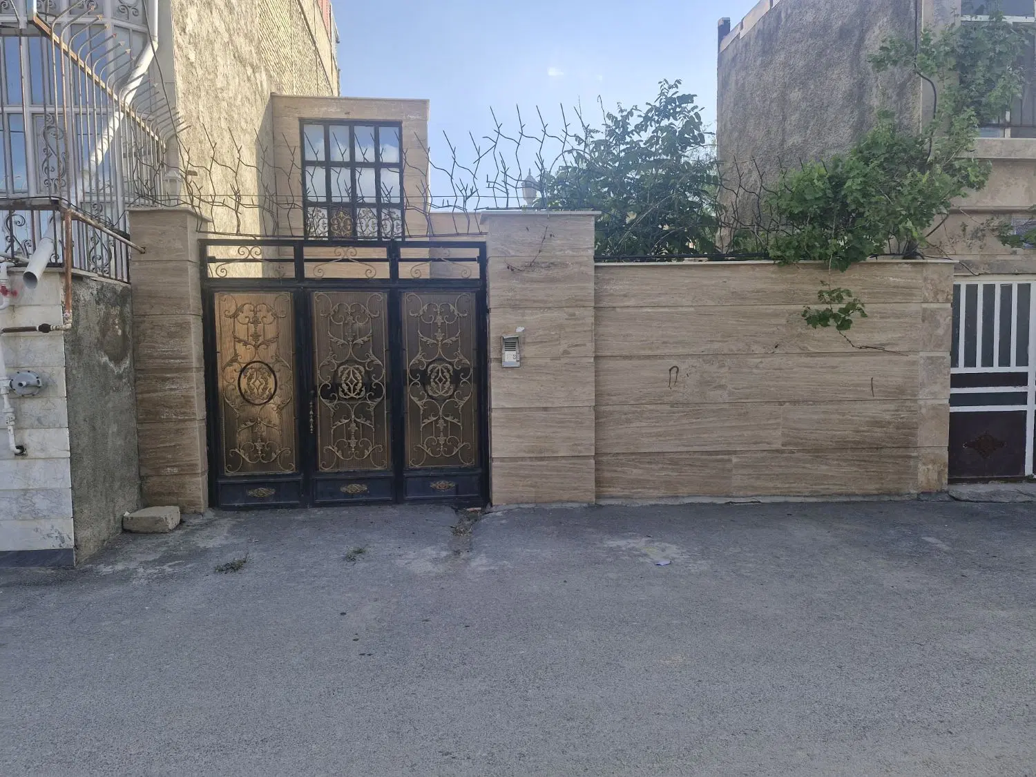 خانه ویلایی گاوخانه