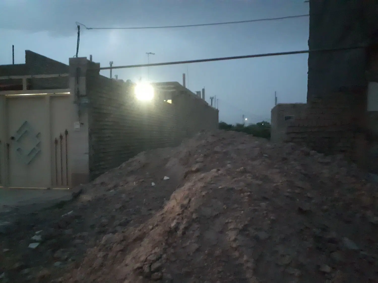 فروش زمین به متراژ ۱۴۰متر حاشیه جاده روستای جیلو