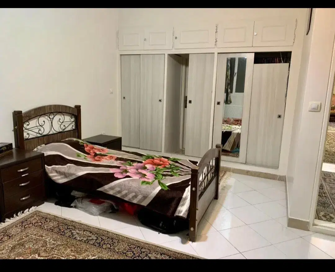 ۱۱۵متر کاشانی بهنام رهن کامل