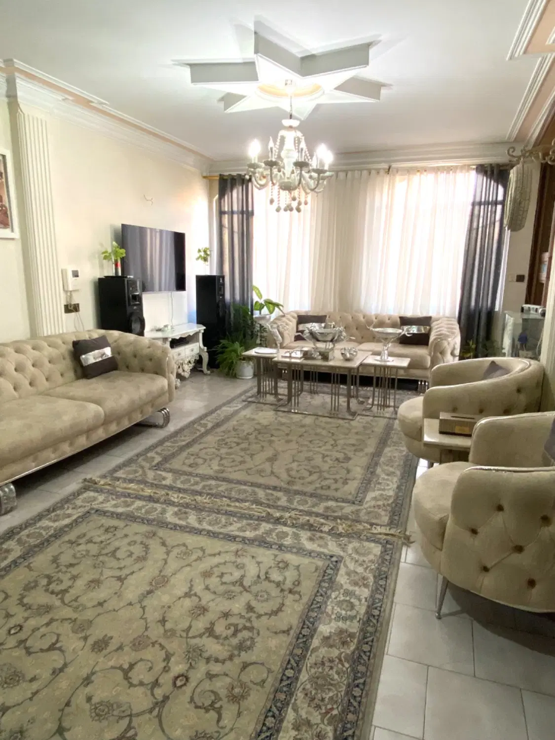 60 متر دو خواب با پارکینگ و انباری غرب بلوار