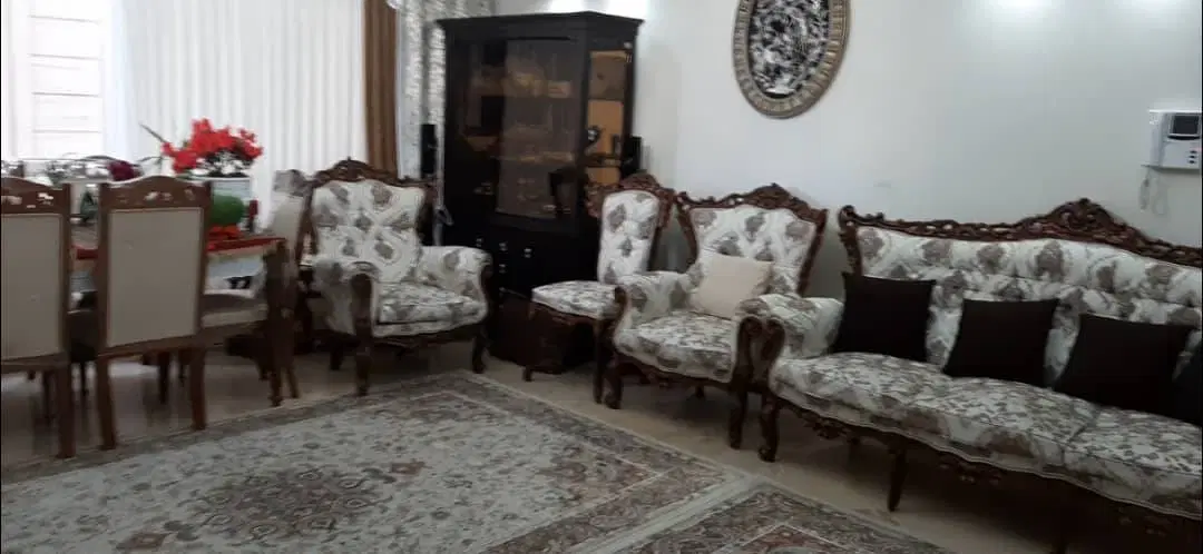 ۸۳‌.۵ متر ستارخان