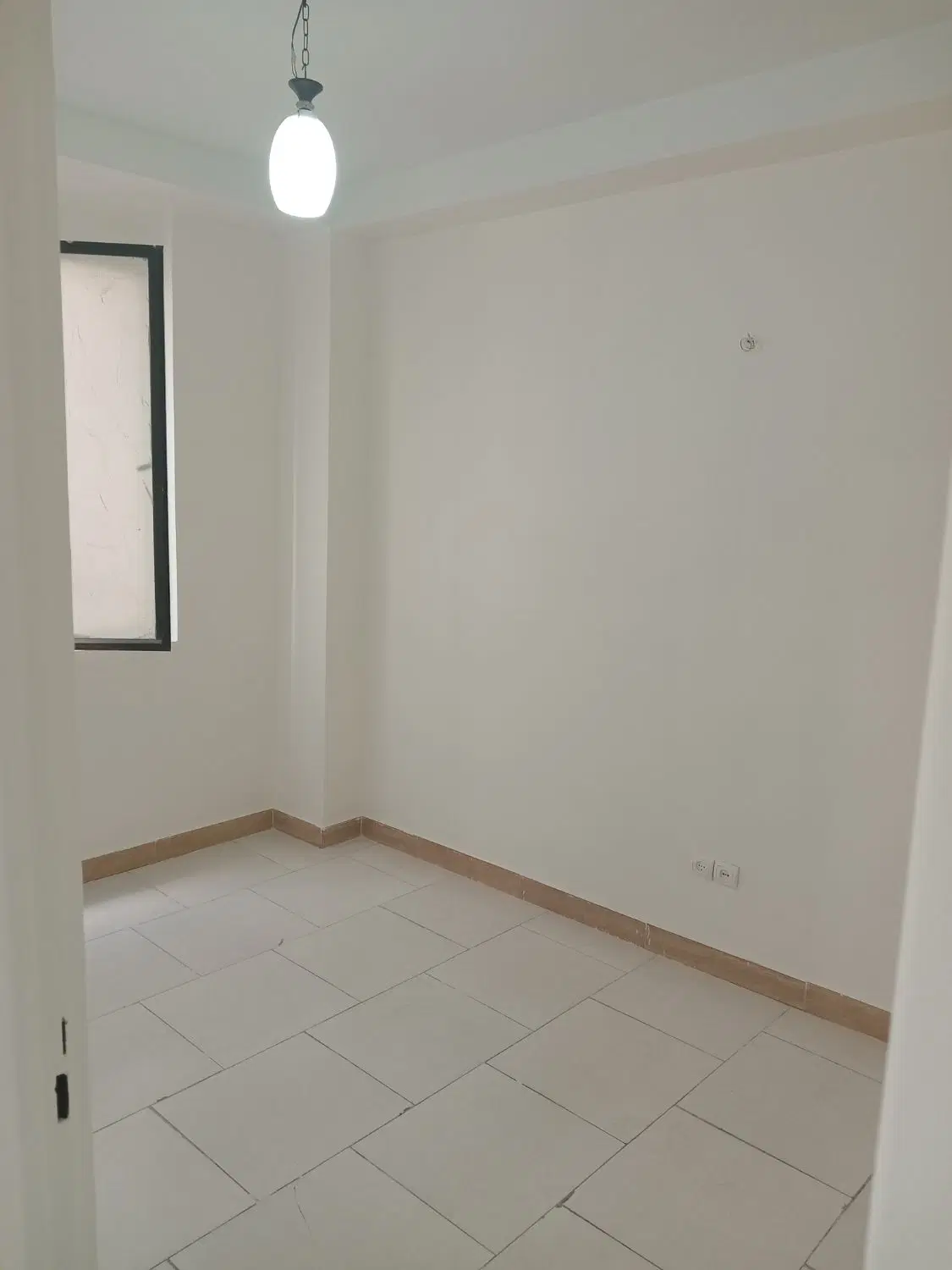 ۶۰متر شیک بسیارتمیز رهن واجاره با پارکینگ تخلیه