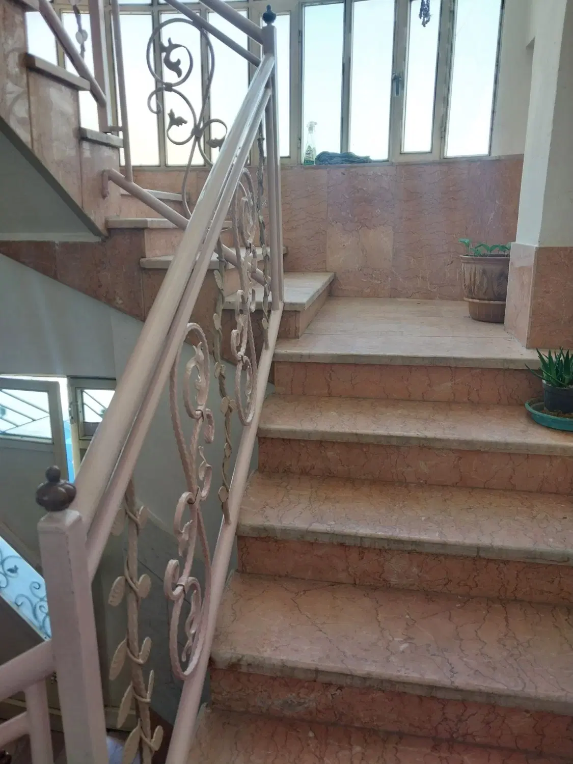 اجاره طبقه اول