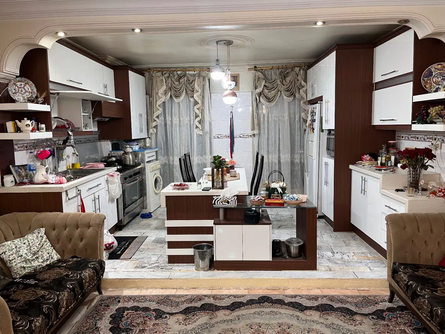۸۴ متر دوخوابه بازسازی‌شده پارکینگ و انباری