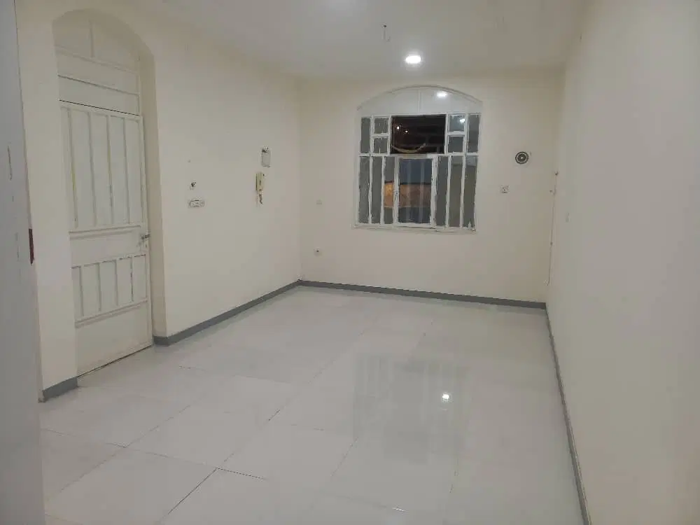 اپارتمان ۴واحده همکف