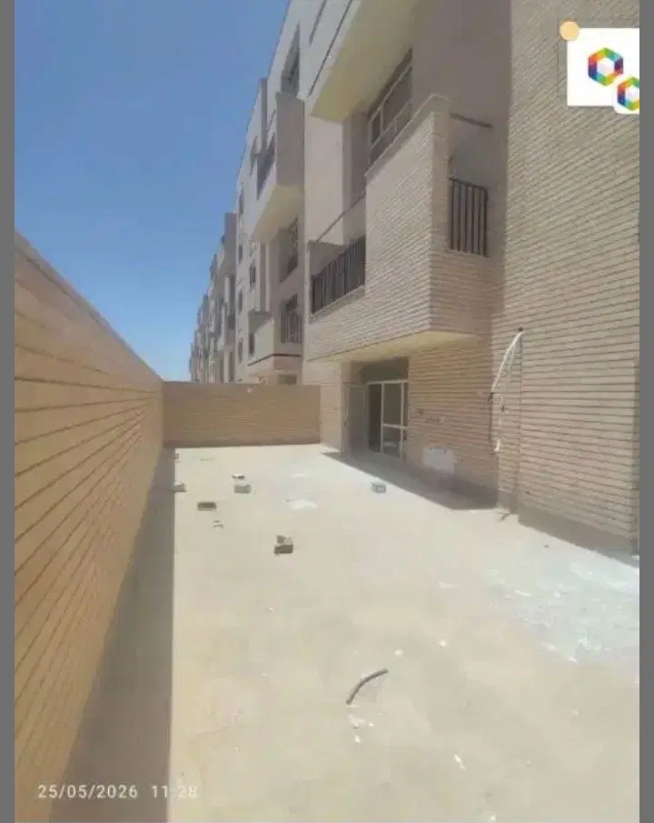 فروش واحد آپارتمان غدیر گل‌گهر حیاط دار