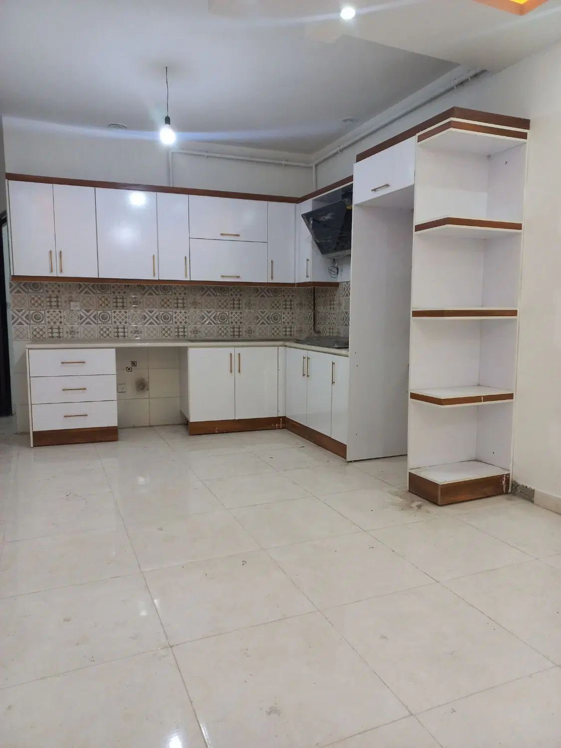 خانه ۹۰ متری در حمیدیان