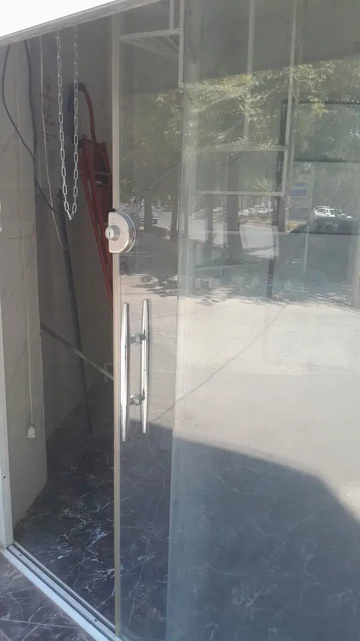 مغازه تجاری