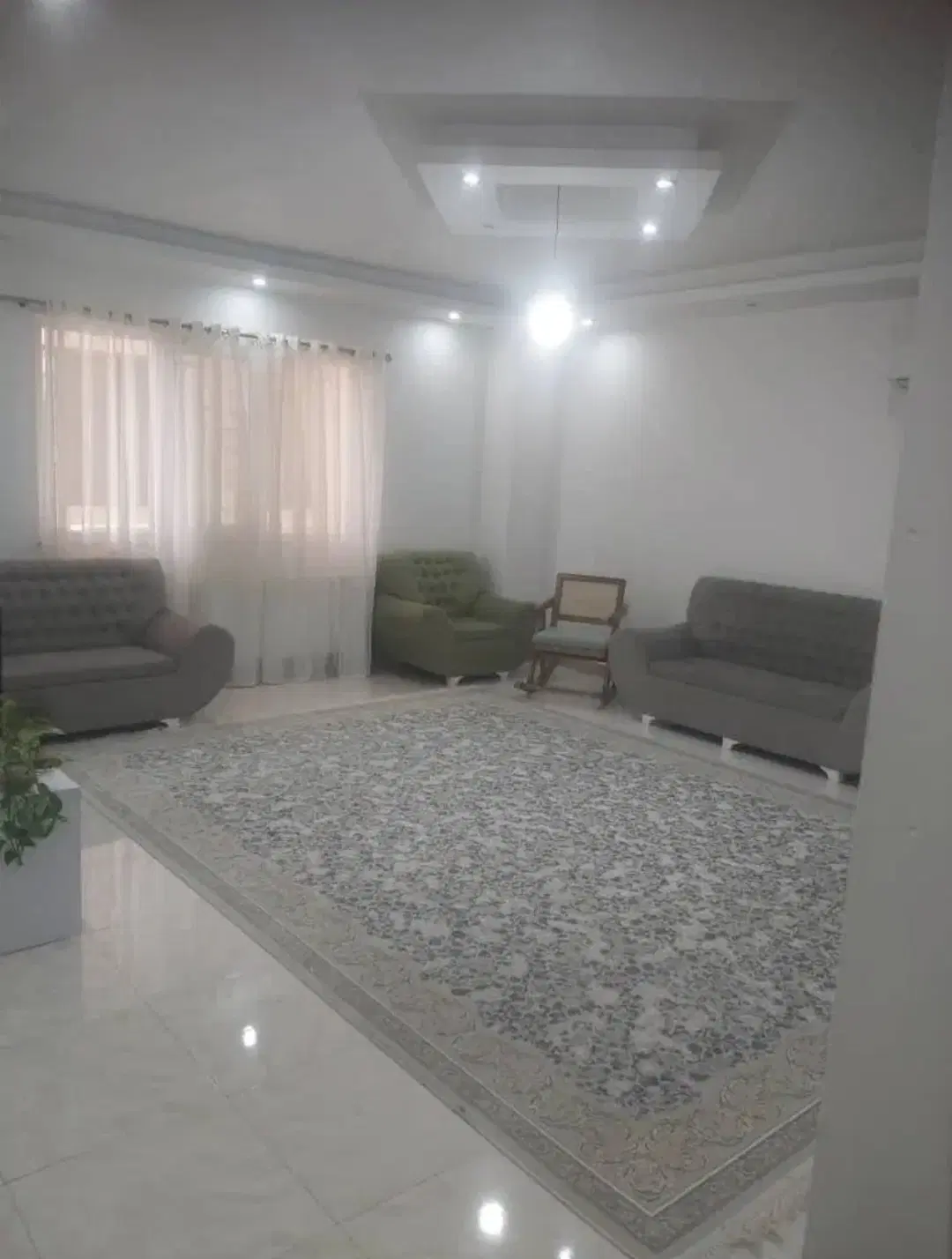 اپارتمان ۹۵ متری کوچه بهارستان