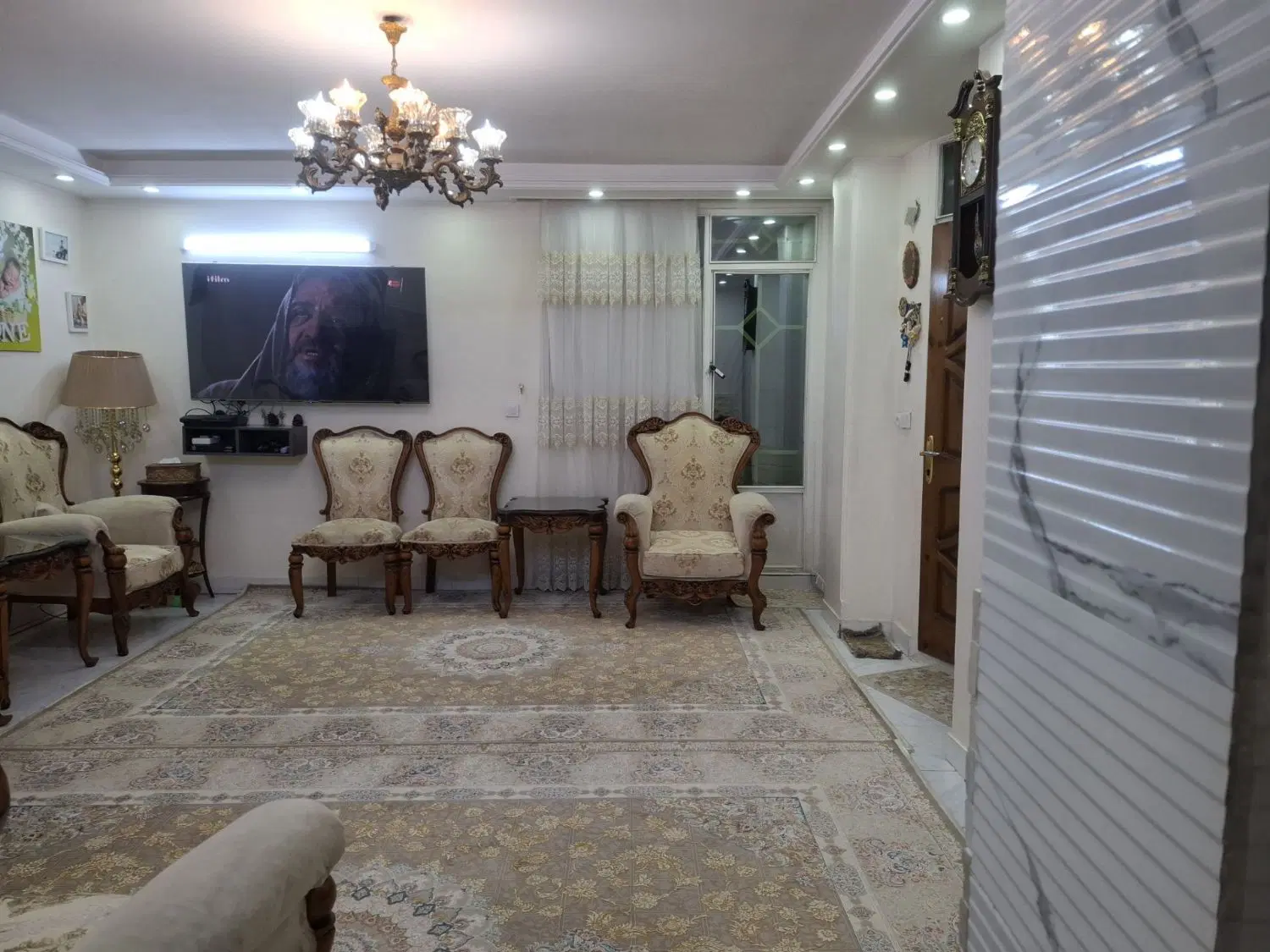 ۷۰مترفول امکانات نورگیر سند تک برگ