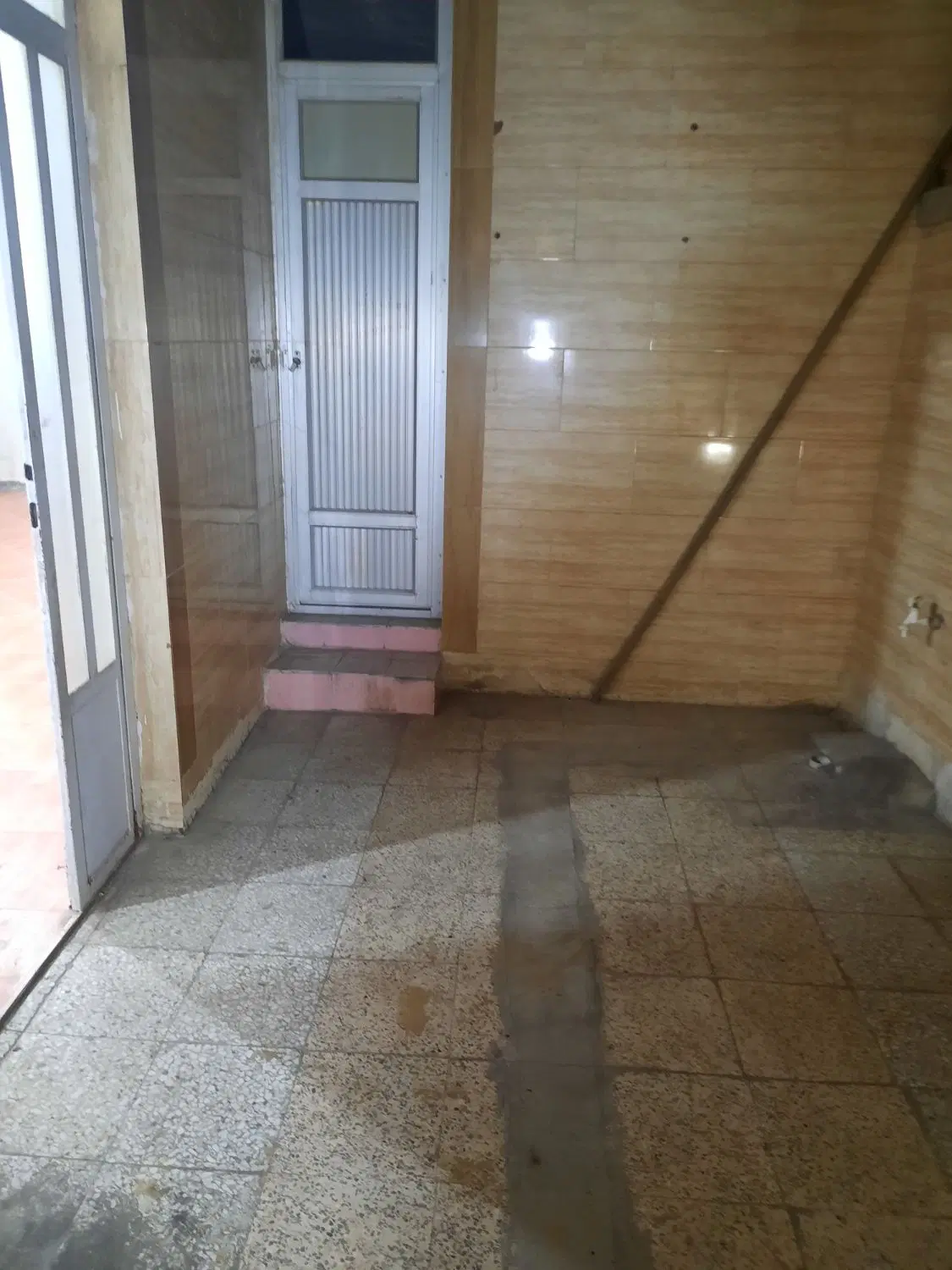 خانه رهن ۳خواب ۱۴۰متری