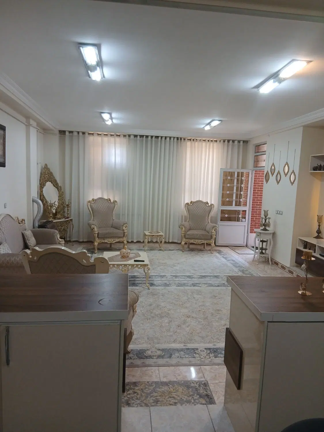 آپارتمان طبقه همکف.بنسنجان