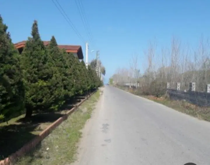 زمین فروشی