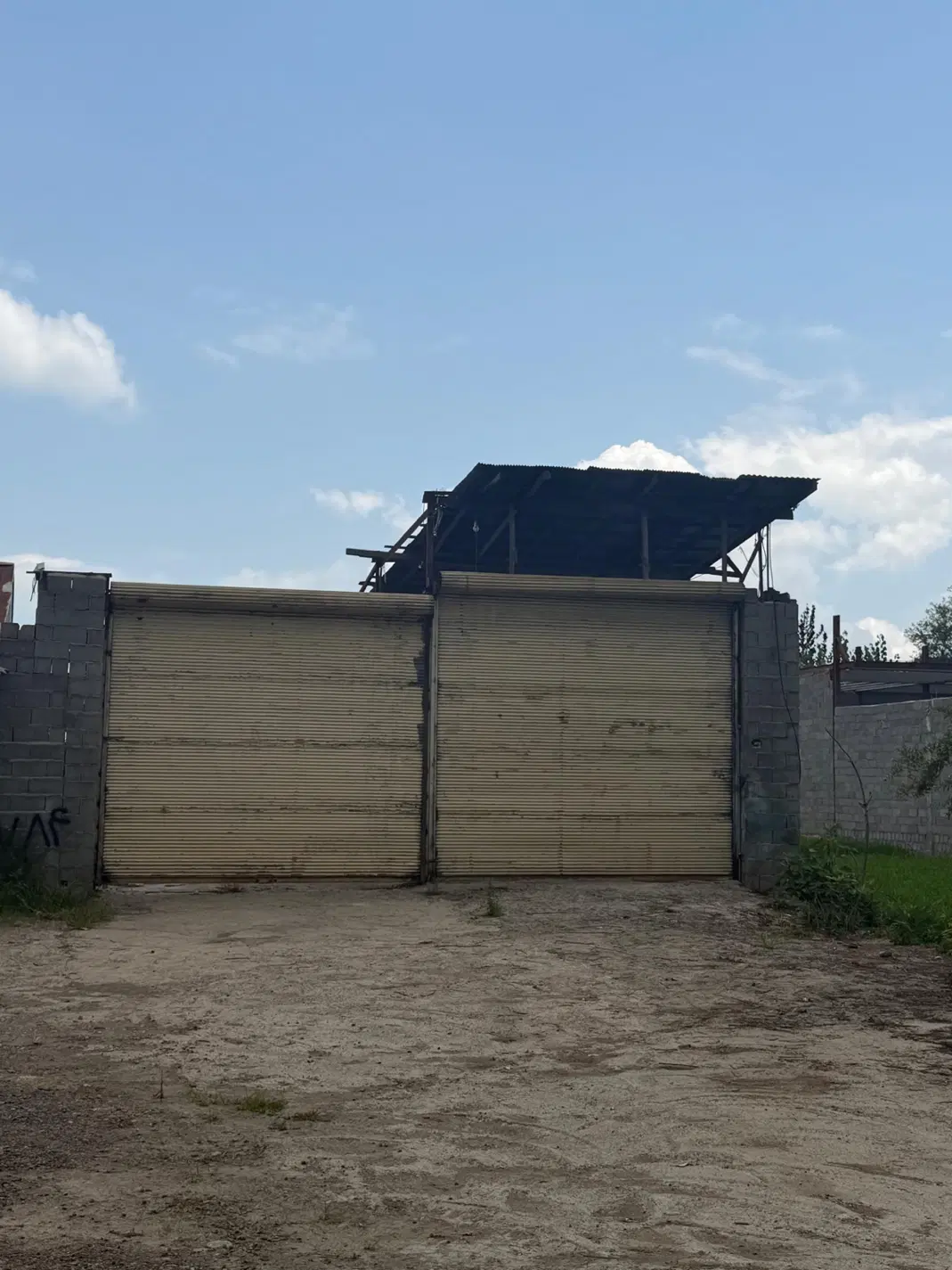 گاراژ ۳۱۴ متری دوبر بر خیابان ژ۵ _ اقدام به سند
