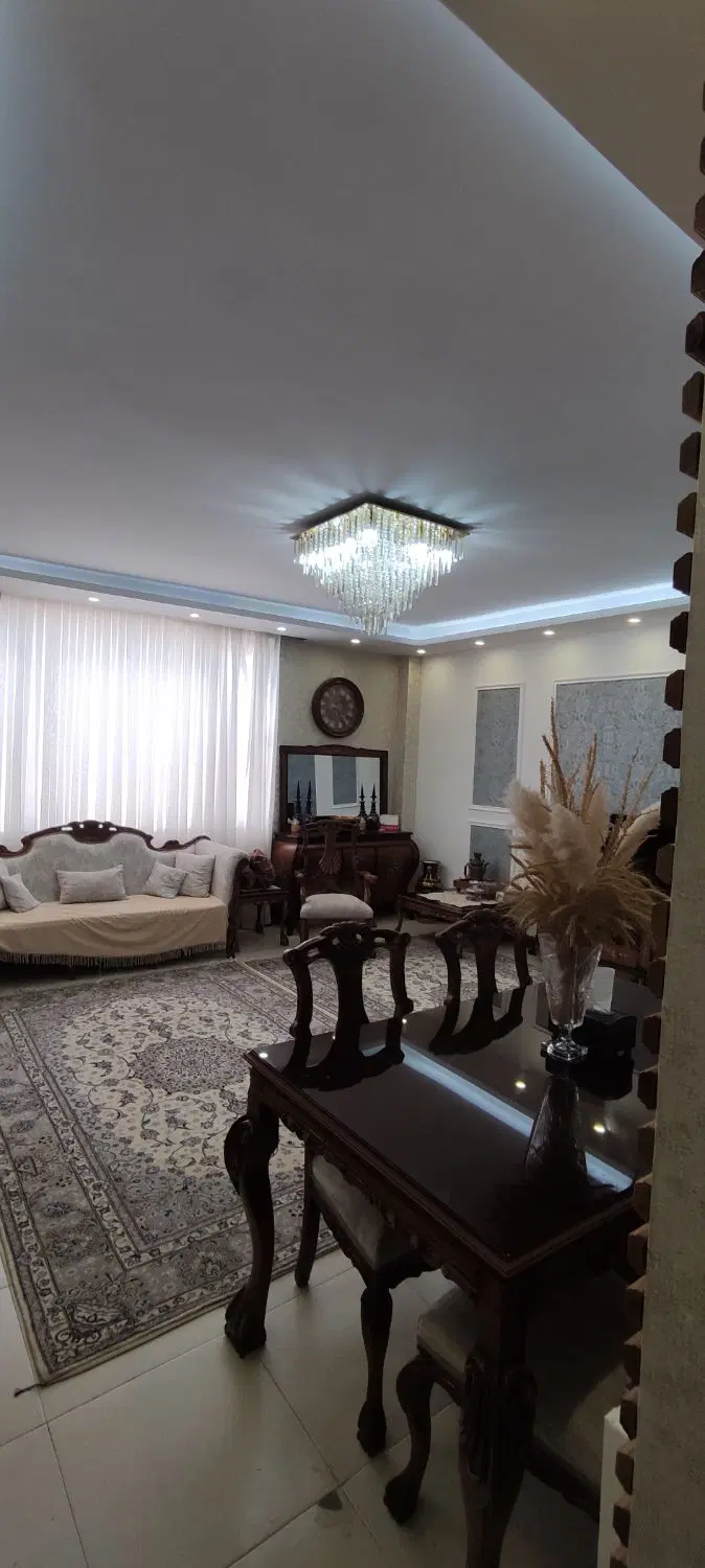 آپارتمان شریعتی