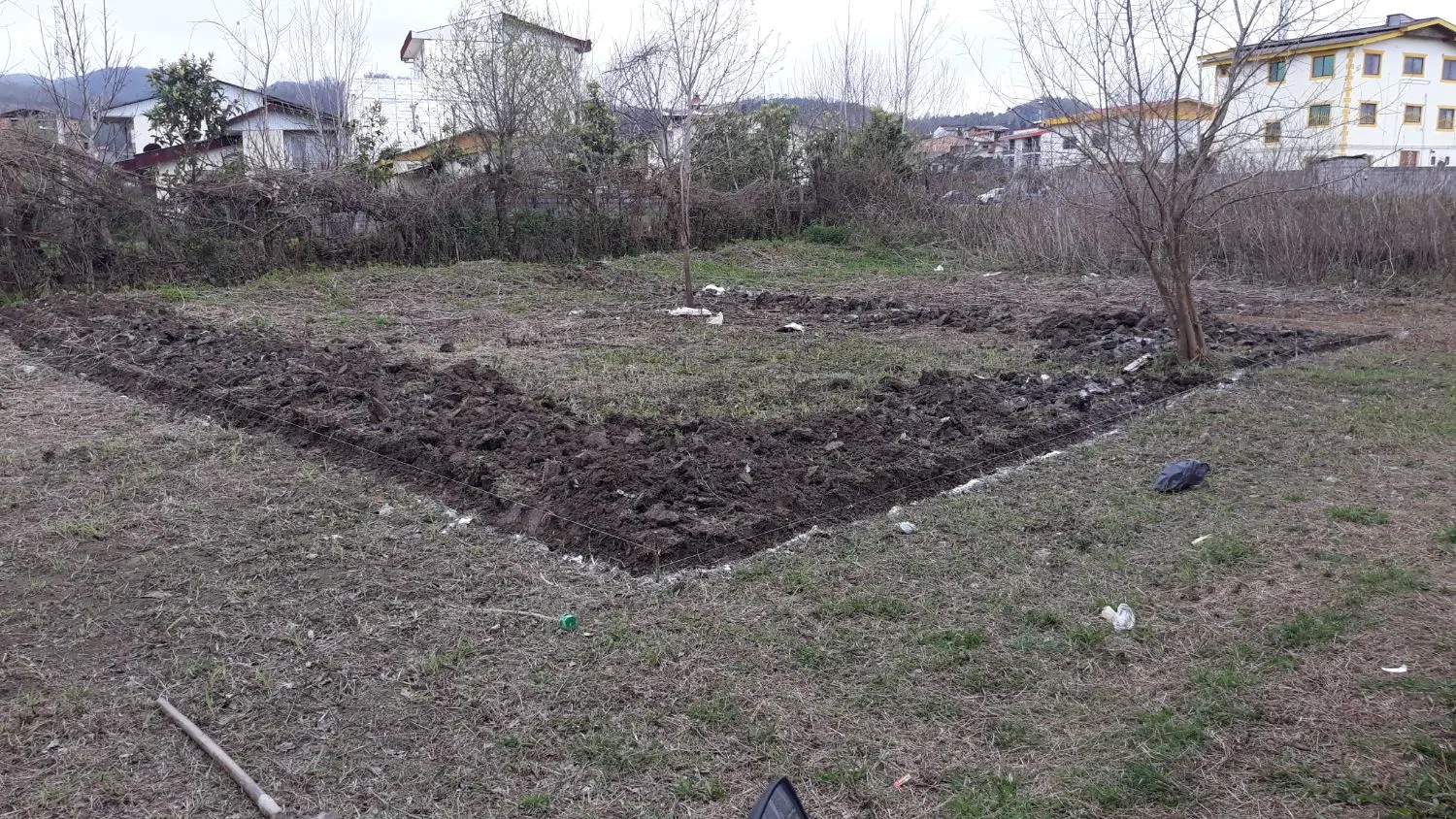 یه قطعه زمین مسکونی به مساحت 280متر