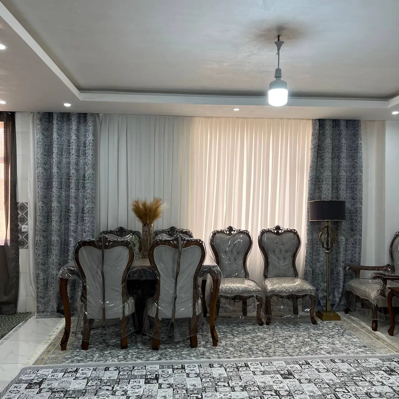 آپارتمان  نوساز  احتشامیه  گاوخانه  فروشی