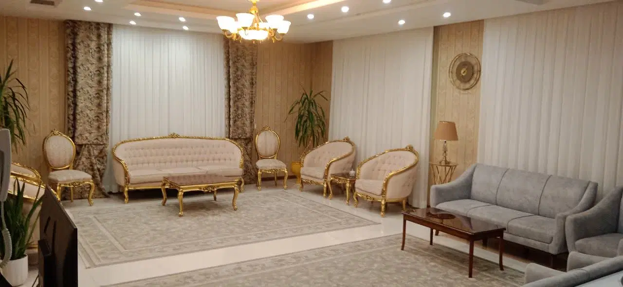 آپارتمان ۱۲۳ متری  دونبش فول متفاوت