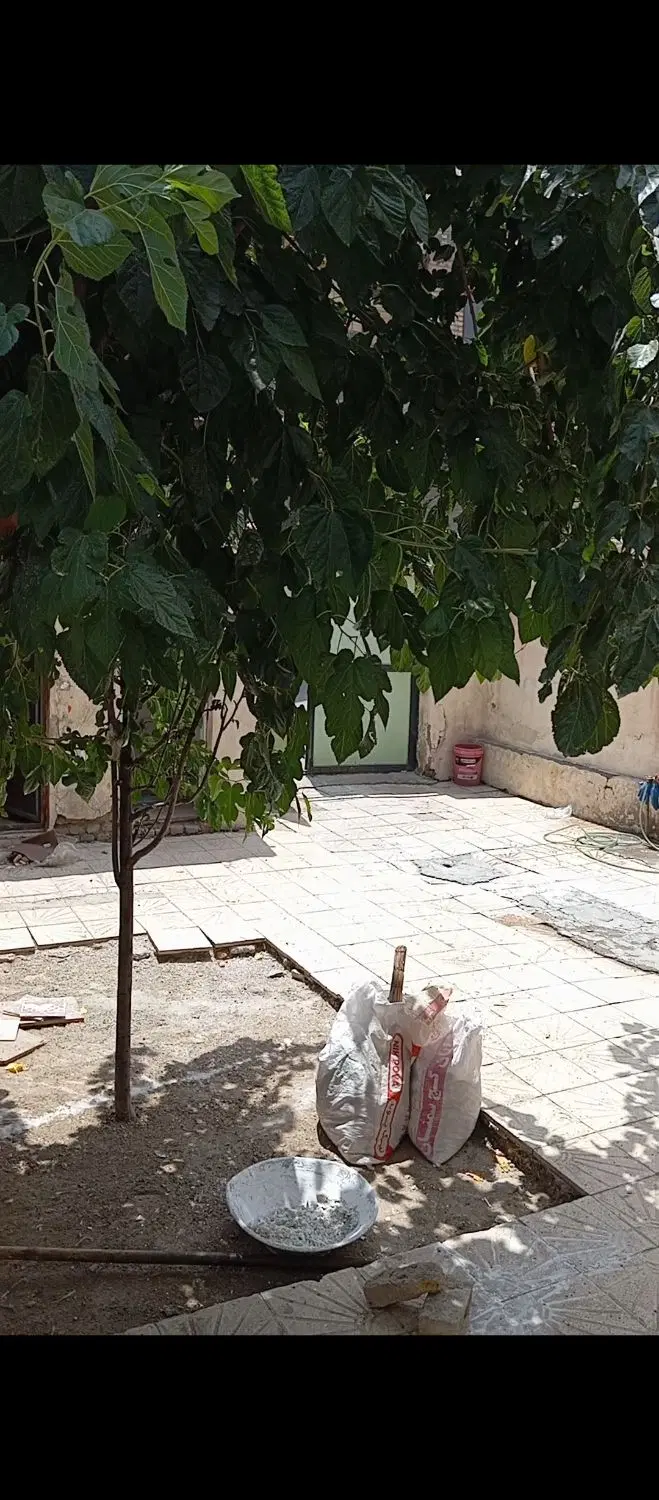 200متر خانه فروشی سیاه سنگ