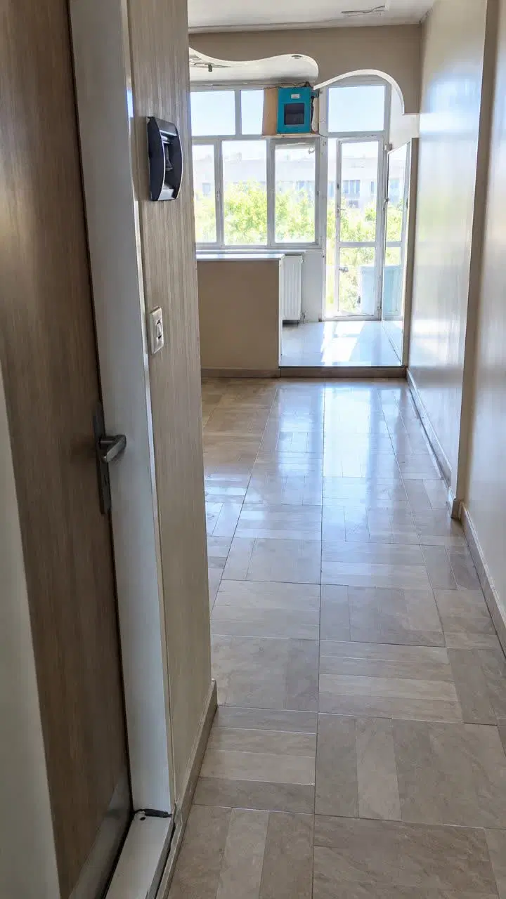پارکینگ  انباری  تخلیه                بغل پارک
