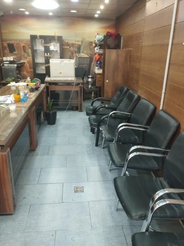 ۱۱۰مترتجاری همکف و ۱۱۰مترطبقه اول اداری (هاشمی )